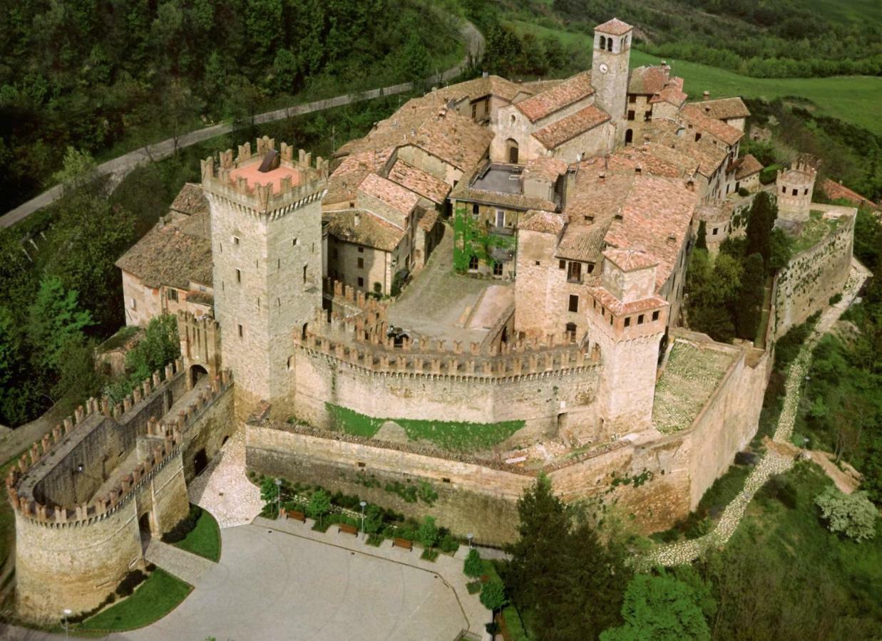 Appartamento App.to Pian del Ronco Pellegrino Parmense Esterno foto